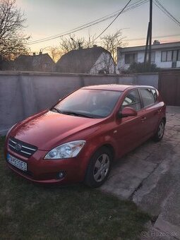 Kia Ceed 2008 1.6 benzín automat
