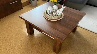 Konferenčný stolík