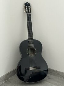 Yamaha C40 black, akustická gitara