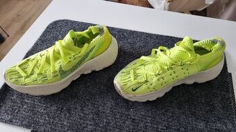 Nike space hippie 04