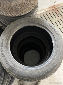 Pneu 225/55r17 celoročne