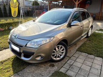 Renault Mégane III Grandtour 1.5 dCi (66 kW, 90 k)