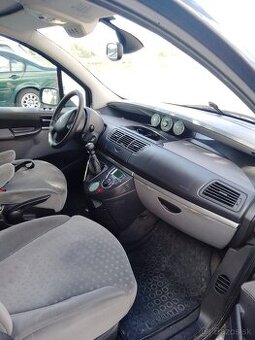 Predám Peugeot 807