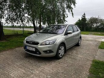Ford Focus 1.8 benzín