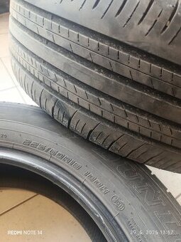 225/60 R18 Dunlop Grandtrek PT30