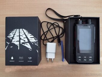 Predám mobil/UHF vysielacku/POC radio ANYSECU W6UHF-16G