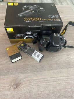 Nikon D7500