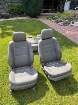 Kia sorento sedačky kožené