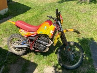 Aprilia etx 350 - 1