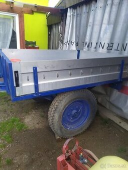 Vlečka za traktor