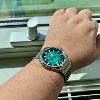 Christopher Ward The Twelve Ti Green 40mm
