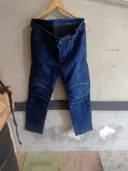 Motojeans rifle