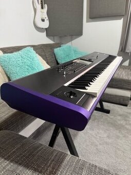 Korg Kronos 88 workstation