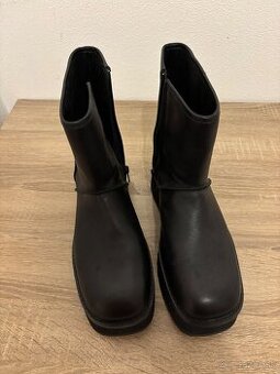 UGG celoročné veľ 40