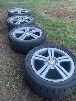 Eletrony R18 s pneu