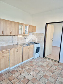 Reality KOMPLEX s.r.o., Vám ponúka na PREDAJ 1 izbový byt na