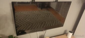 Televízor LG  42LS660S