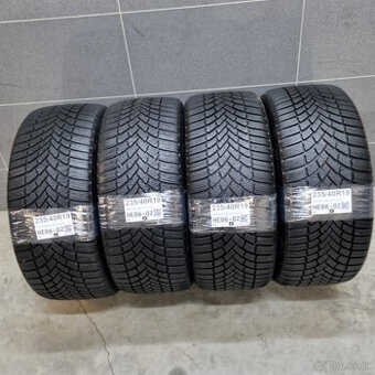 Zimné pneumatiky 235/40 R19 BRIDGESTONE