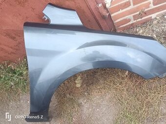 Predný blatník  pravý Ford Fokus