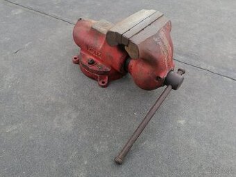 Predám zverák YORK 150