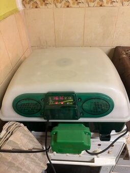 Predám poloautomatickú novú digitálnu liaheň/inkubátor