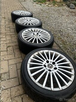 Elektróny Mercedes 17”