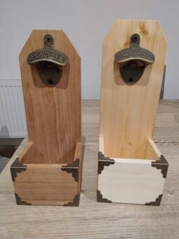 Nástenný otvárak pivá