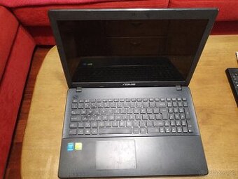 Predám Asus X552MJ-SX005H - na renováciu/náhradné diely