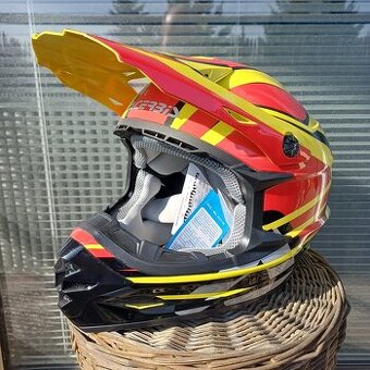 Motokrosová přilba Acerbis