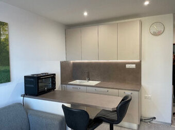 Garsónka do prenájmu Nitra Chrenová prerobená zariadená