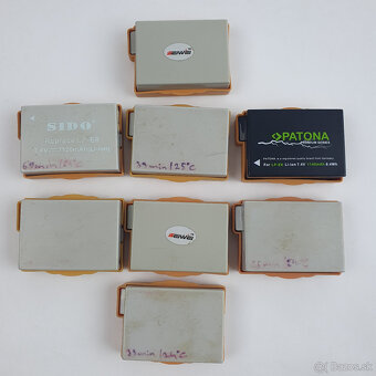 Predám Canon LP-E8 2x nabíjačka, 8x neorig.aku