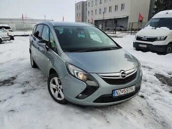 Opel Zafira Tourer 1.4 Turbo ECOTEC 140k Enjoy