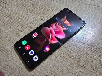 Samsung Flip 3 v Top stave velmi malo pouzivany bol iba odlo