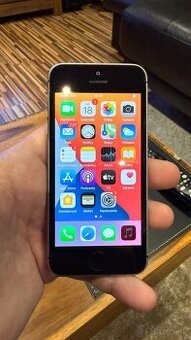 iPhone SE