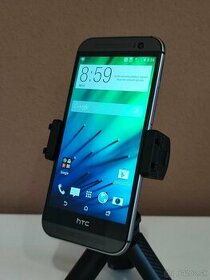 HTC One_M8/Top Stav + kábel nabíjanie