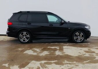 BMW X7 xDrive 40i mHEV A/T Mpacket