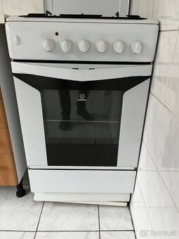 Plynový sporák INDESIT
