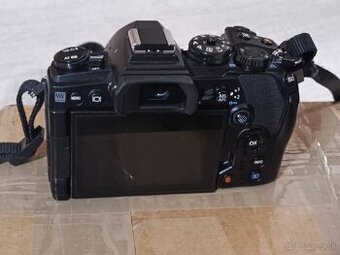 Olympus OMD EM 1 MK III+ 2 x objektív