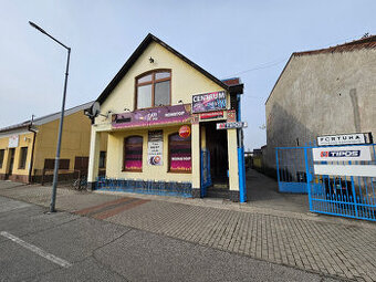 Priestranný polyfunkčný dom v centre mesta Sládkovičovo
