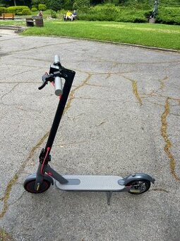 Nová Elektrická Kolobežka 350W (NEODBALENÁ - V KRABICI)