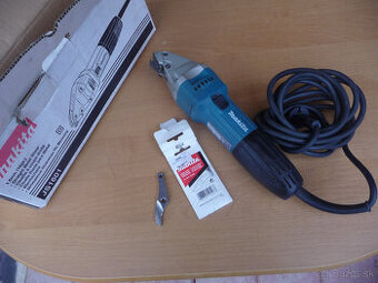 Nožnice na plech Makita JS 1601