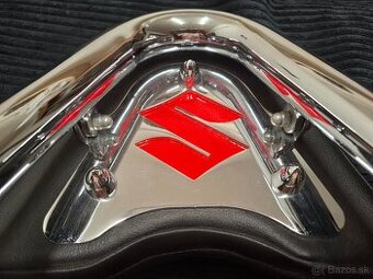 Suzuki Intruder