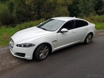 Jaguár XF r. v. 2016 - 1