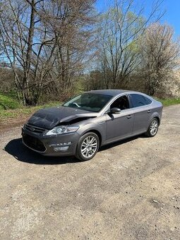 ford mondeo titanium
