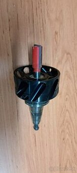 Matica s kinetickým odsávacím systémom prachu