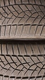 Predám 2ks slušné zimné 235/50r19-103V Good Year