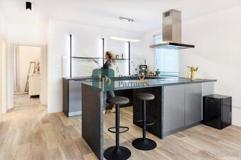 Predaj 3 izbový byt, terasa, krásne výhľady, garáž, novostav