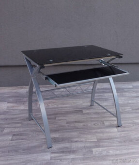 Stôl počítačový .