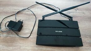 router TL-WDR3600 - Kvetoslavov