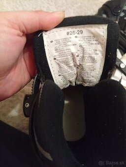 Predám nastaviteľné chlapčenské korčule na ľad